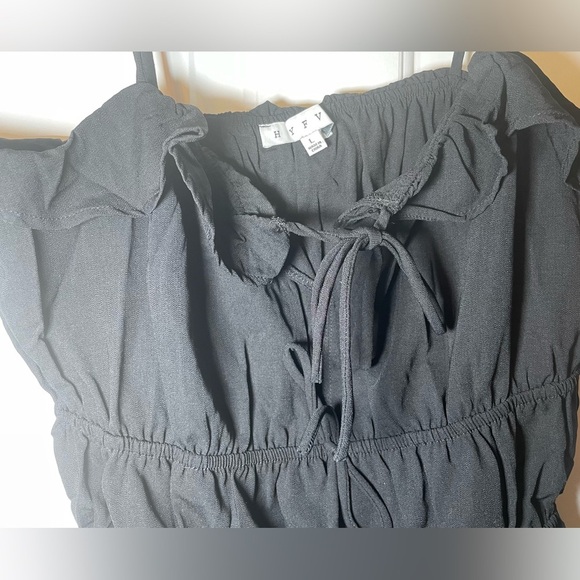 Hyfve Woman’s Black Ruched Tank Top Tie Strap Size Large NEW Bows - Picture 4 of 7